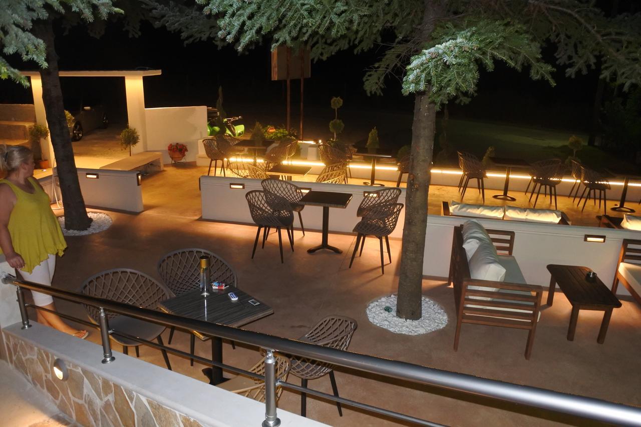 Hotel Konaki Arnaia Ngoại thất bức ảnh